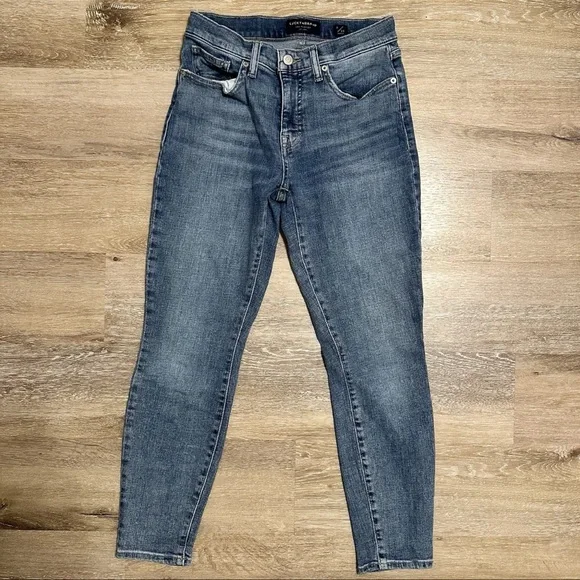 Lucky Brand Women's Cropped Ankle Jeans in Denim Blue 6/28 - Picture 2 of 4